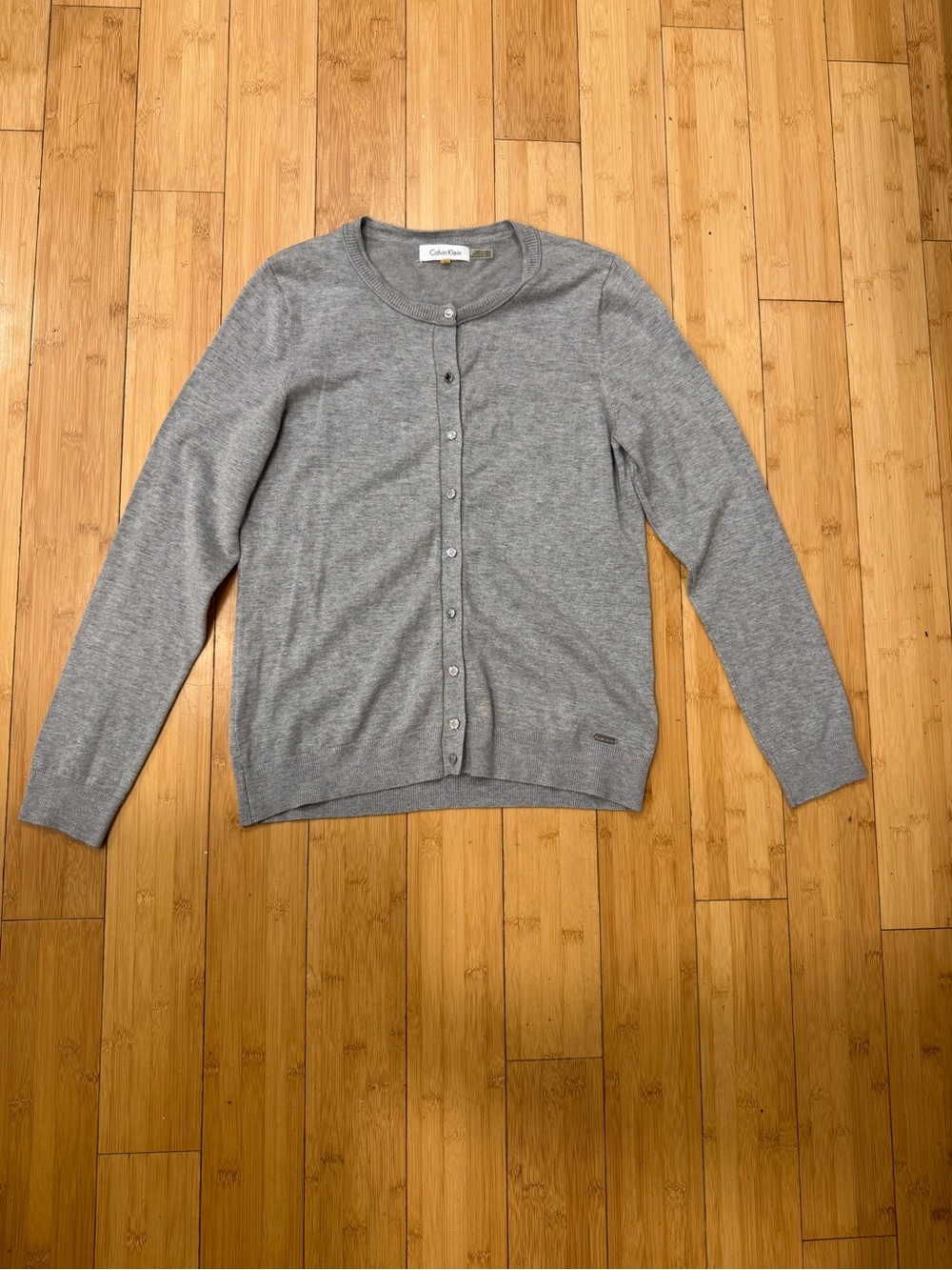 Calvin Klein Women’s Gray Button-Up Cardigan, size XL